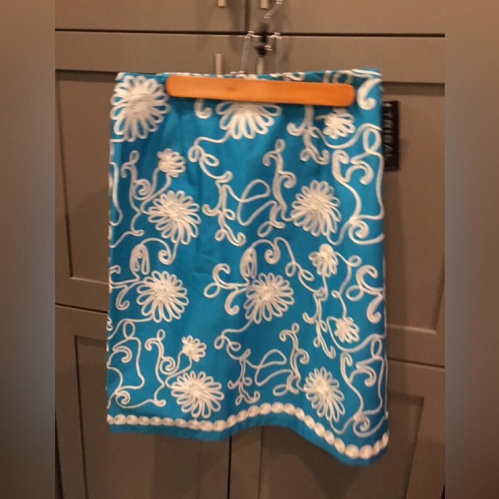 Stretch Blue Shirt with White Floral Scrolls